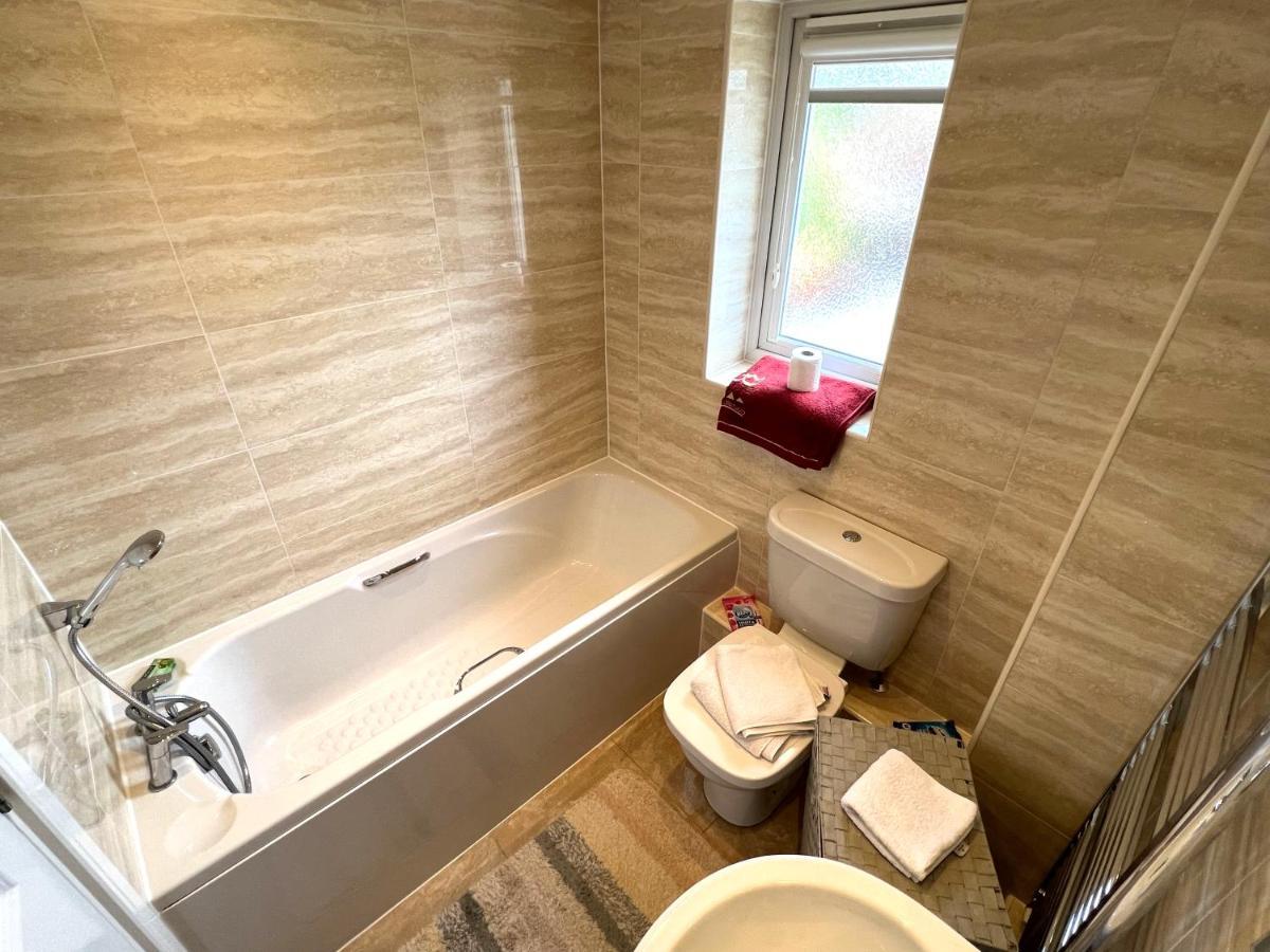 Simply Stunning 2 Bedroom Home With Parking Space Nottingham Ngoại thất bức ảnh
